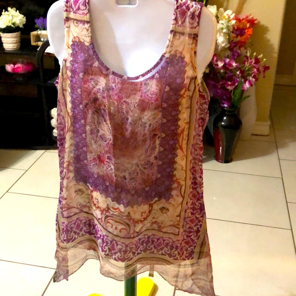 Sleeveless blouse